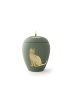 Preview: Das Bild zeigt zwei Varianten der Katzenurne "Siena" . Die linke Urne ist bündig mit einem Deckel geschlossen, während die rechte Urne im Deckel eine Vertiefung für ein brennendes Teelicht besitzt. Beide Urnen haben eine matte, samtig wirkende Oberfläche.